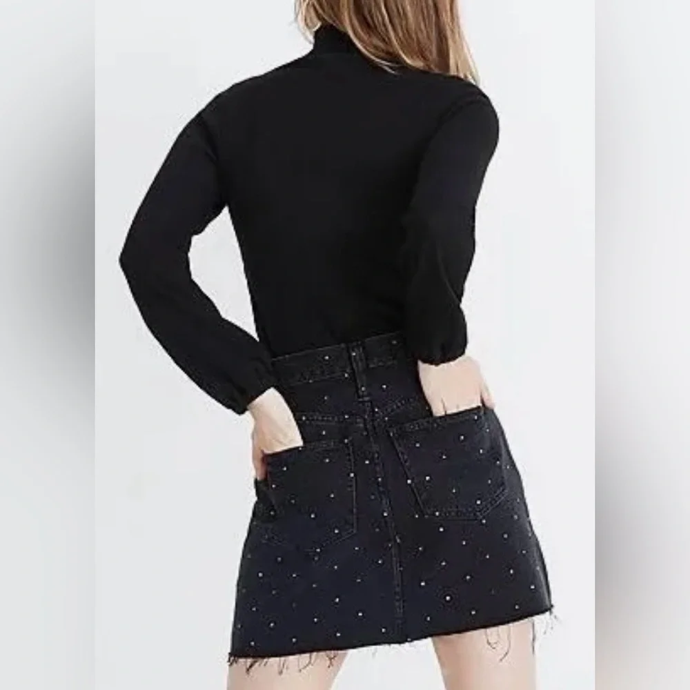 Madewell Black Denim Mini Skirt with Silver Material Dots size 31